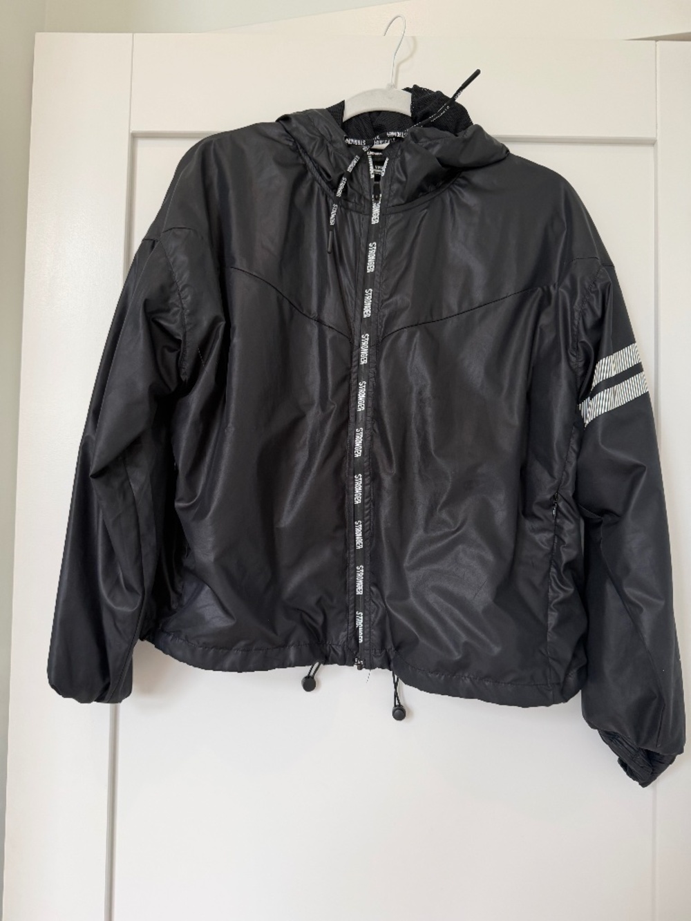 STRONGER windbreaker